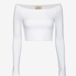 White long sleeve crop top